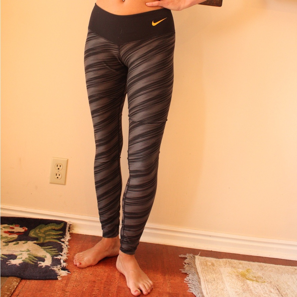 Nike Vikings Leggings grey and black